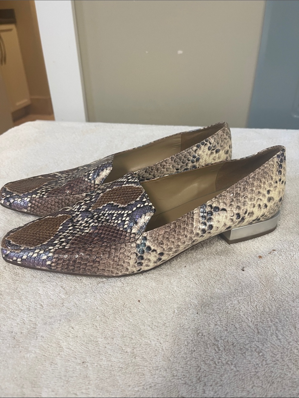 Nauralizer Snake-Print Leather Loafers in Brown and Cream